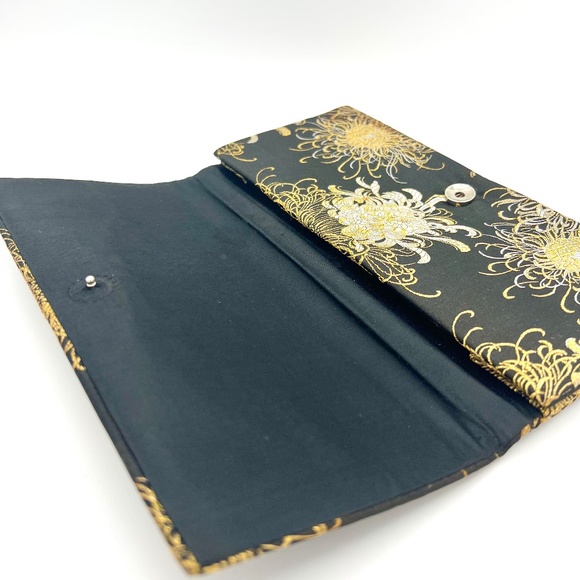 VTG Brocade Clutch - Picture 3 of 7